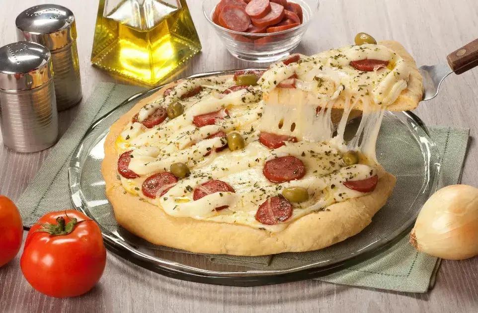 Pizza de calabresa