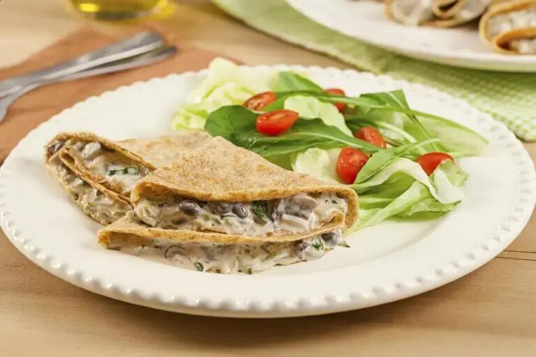 Panqueca recheada com cogumelos