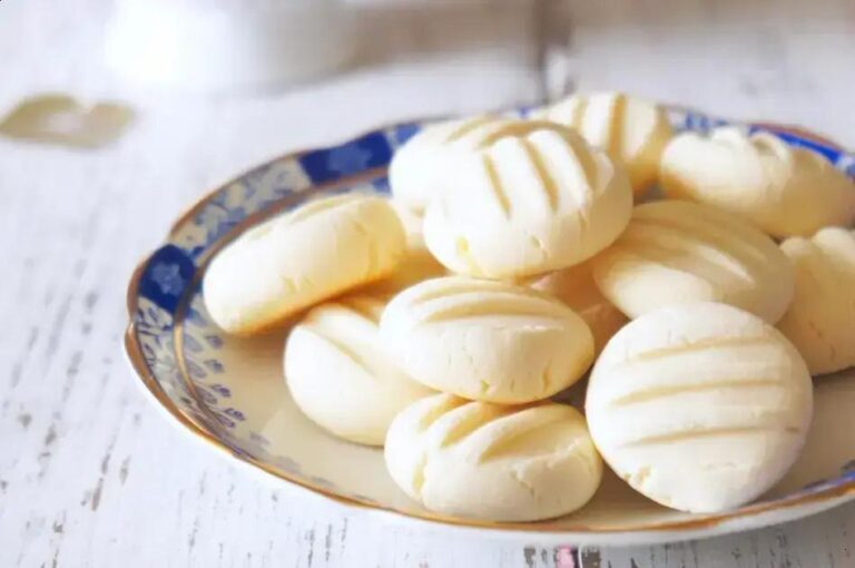 biscoito de coco com leite condensado