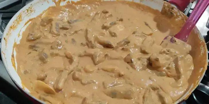 Estrogonofe de carne