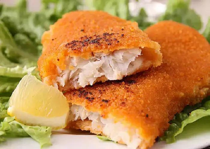 Filé de peixe empanado