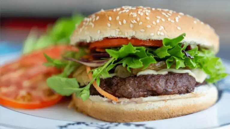 Hambúrguer caseiro
