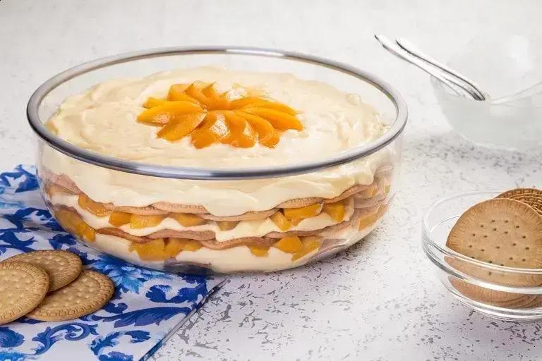 pavê de pêssego com chocolate branco