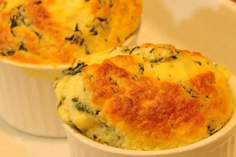 suflê de queijo com espinafre