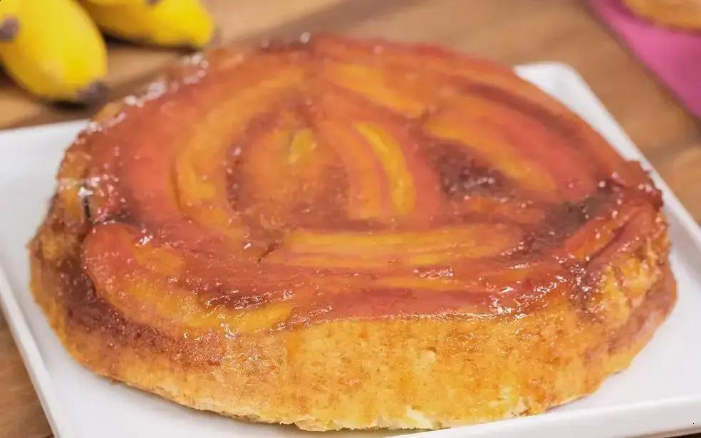 Torta de banana com canela