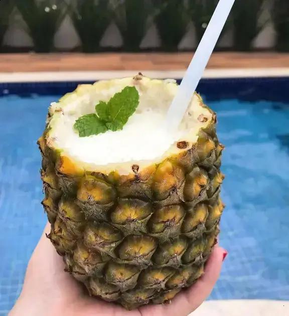 drink de abacaxi com coco