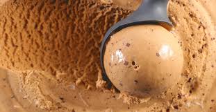 Sorvete de café cremoso e fácil: refresque-se com sabor marcante e surpreendente