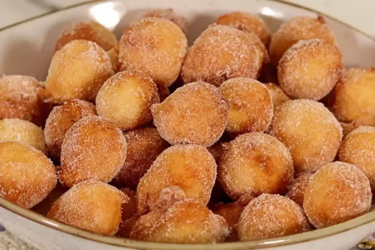 Bolinho de chuva fofinho: receita de bolinho de chuva clássico igual da vovó